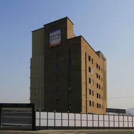 Perfect Hotel Gimhae Exterior photo